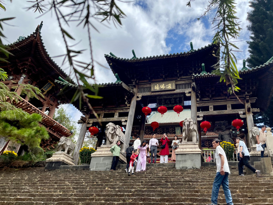 Chùa Minh Thành vừa là chốn tâm linh cũng là điểm đến thu hút người dân, du khách mỗi khi đến Gia Lai chứ không riêng gì dịp Tết. Ảnh: Vũ Thảo Chùa Minh Thành vừa là chốn tâm linh cũng là điểm đến thu hút người dân, du khách mỗi khi đến Gia Lai chứ không riêng gì dịp Tết. Ảnh: Vũ Thảo