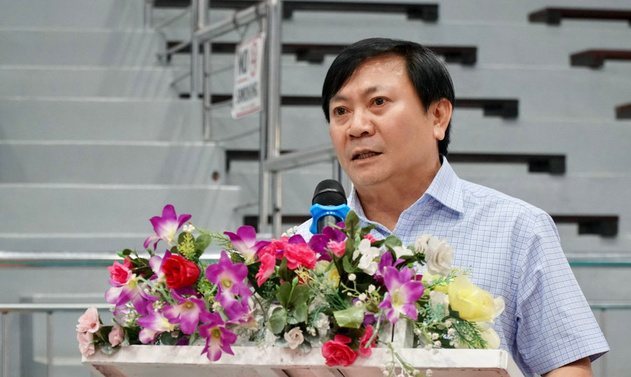 Ông Phạm Văn Binh-Giám đốc Sở Công Thương Gia Lai-đơn vị Cụm trưởng phát biểu khai mạc Hội thao. Ảnh: V.T Ông Phạm Văn Binh-Giám đốc Sở Công Thương Gia Lai-đơn vị Cụm trưởng phát biểu khai mạc Hội thao. Ảnh: V.T