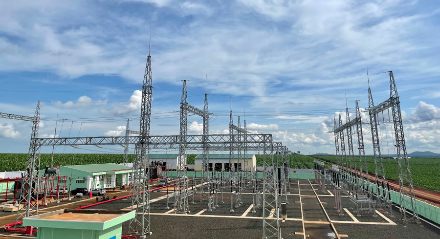Gia Lai có hệ thống lưới điện truyền tải gồm các cấp điện áp 220kV, 500kV có quy mô, khối lượng tương đối lớn, đảm bảo công suất truyền tải điện. Ảnh: V.T Gia Lai có hệ thống lưới điện truyền tải gồm các cấp điện áp 220kV, 500kV có quy mô, khối lượng tương đối lớn, đảm bảo công suất truyền tải điện. Ảnh: V.T