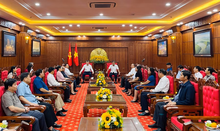 Lãnh đạo Tỉnh ủy Gia Lai tiếp đoàn công tác của Tổng Kiểm toán nhà nước tháng 8-2024. Ảnh: Vũ Thảo