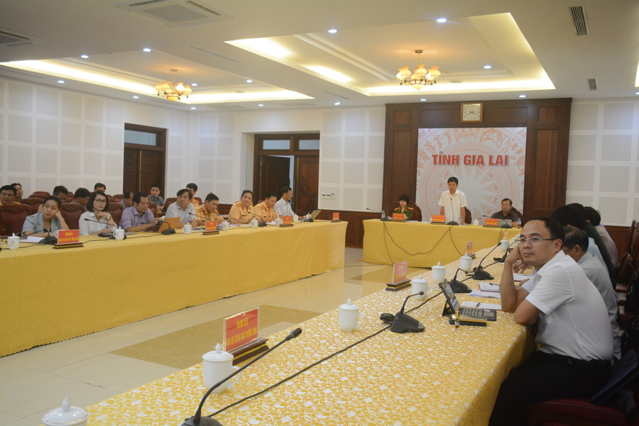 Quang cảnh hội nghị trực tuyến toàn quốc về chuyên đề đảm bảo an toàn giao thông đối với học sinh tại điểm cầu tỉnh Gia Lai. Ảnh: Minh Phương