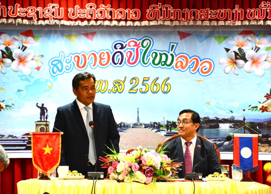 Thay mặt Đảng bộ, chính quyền và Nhân dân các dân tộc tỉnh Gia Lai, Bí thư Tỉnh ủy Hồ Văn Niên gửi lời chúc tốt đẹp đến tỉnh bạn nhân dịp năm mới, Tết cổ truyền Bun Pi May. Ảnh: Minh Nguyễn Thay mặt Đảng bộ, chính quyền và Nhân dân các dân tộc tỉnh Gia Lai, Bí thư Tỉnh ủy Hồ Văn Niên gửi lời chúc tốt đẹp đến tỉnh bạn nhân dịp năm mới, Tết cổ truyền Bun Pi May. Ảnh: Minh Nguyễn