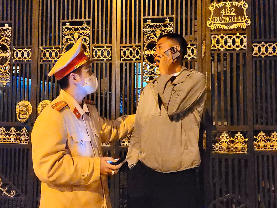 Anh D.Q.H. (SN 1988, trú xã Ia Băng, huyện Chư Prông) đã đến cơ quan khai nhận hành vi trốn đo nồng độ cồn. Ảnh: Minh Nguyễn