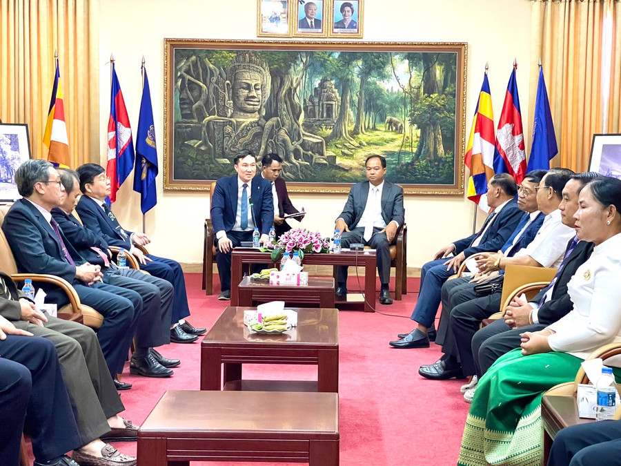 Quang cảnh cuộc gặp. Ảnh: Minh Nguyễn Quang cảnh cuộc gặp. Ảnh: Minh Nguyễn