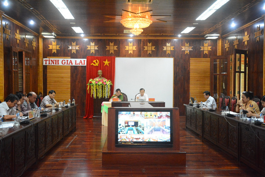 Quang cảnh hội nghị trực tuyến toàn quốc sơ kết công tác bảo đảm TTATGT 9 tháng của năm 2023 tại điểm cầu tỉnh Gia Lai. Ảnh: Minh Phương