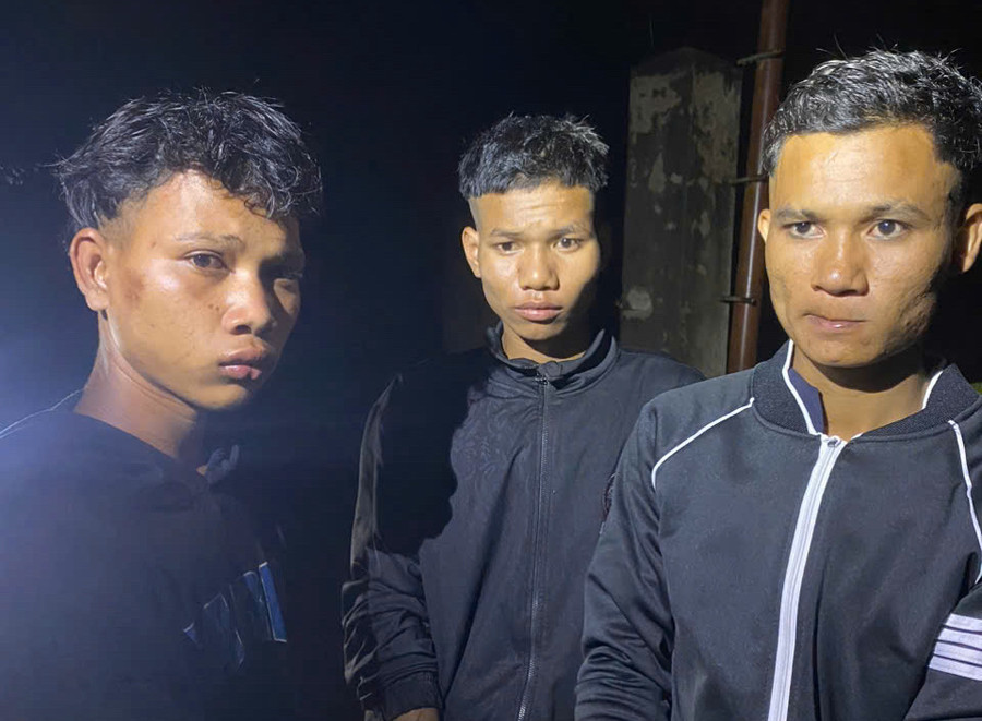 Lực lượng Công an bắt nhóm đối tượng gây án rồi bỏ trốn khỏi hiện trường. Ảnh Công an cung cấp
