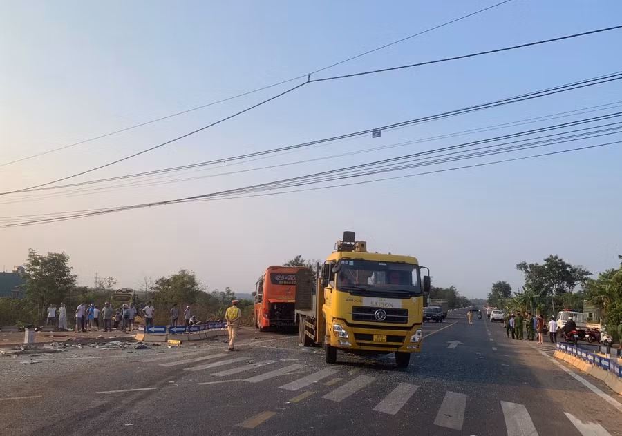 Hiện trường vụ tai nạn giao thông. Ảnh: N.T Hiện trường vụ tai nạn giao thông. Ảnh: N.T