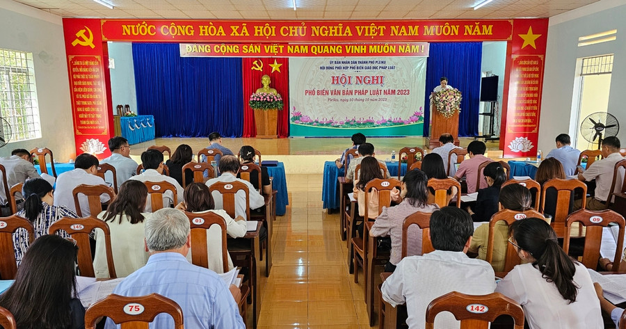 Ủy ban nhân dân TP. Pleiku tổ chức hội nghị phổ biến pháp luật năm 2023