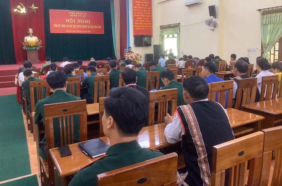 Công ty TNHH một thành viên 74 triển khai nhiều hoạt động mang tính chất thiết thực góp phần thúc đẩy phát triển kinh tế-xã hội trên địa bàn đứng chân. Ảnh: T.D