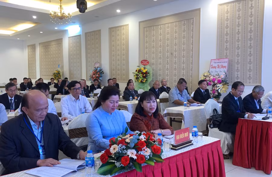 Lãnh đạo Liên đoàn Luật sư Việt Nam và các sở, ban, ngành của tỉnh dự Đại hội Đoàn Luật sư tỉnh Gia Lai nhiệm kỳ VI (2023-2028). Ảnh: T.D