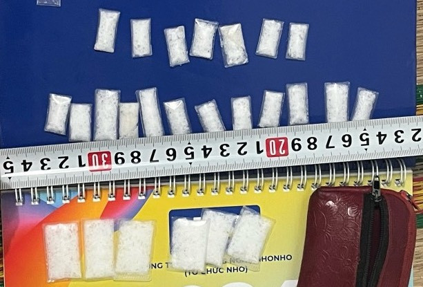 Tang vật một vụ mua bán, tàng trữ ma túy. Ảnh: Công an cung cấp Tang vật một vụ mua bán, tàng trữ ma túy. Ảnh: Công an cung cấp