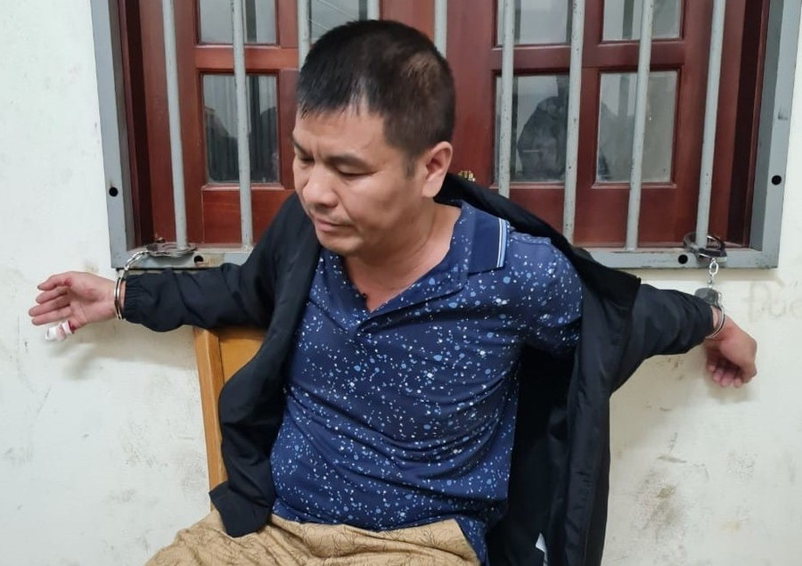 Nghi phạm Yang Zhong Wu bị bắt giữ tại Gia Lai. Ảnh: Công an cung cấp