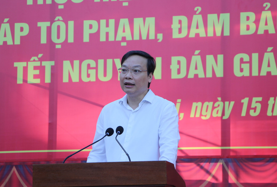 Chủ tịch UBND tỉnh Trương Hải Long phát biểu tại lễ ra quân. Ảnh: T.D Chủ tịch UBND tỉnh Trương Hải Long phát biểu tại lễ ra quân. Ảnh: T.D