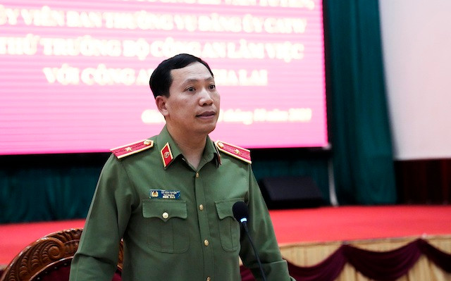 Thứ trưởng Bộ Công an Lê Văn Tuyến ghi nhận, đánh giá cao những kết quả đạt được của Công an Gia Lai trong giữ gìn an ninh, trật tự trong thời gian qua. Ảnh: T.D