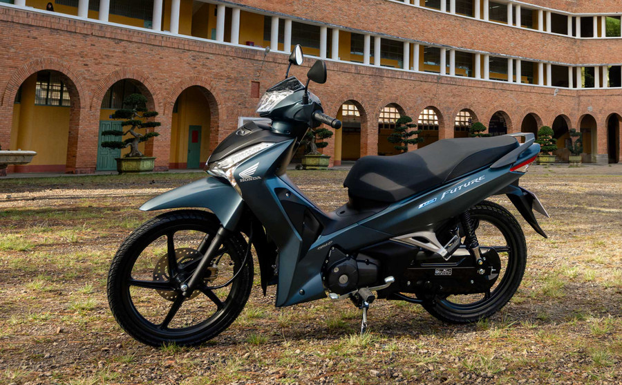 Honda Future 125 FI 2024 bản tiêu chuẩn có màu xanh đen (Nguồn: Honda)