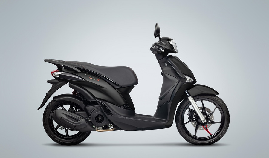 Piaggio Liberty S bản đen. (Nguồn: Cartimes)