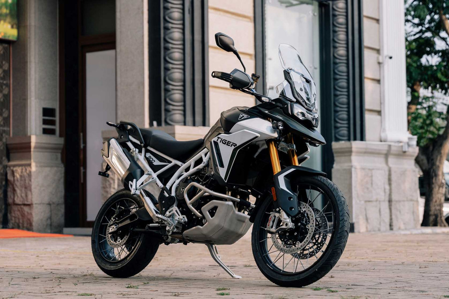Tiger 900 với vẻ ngoài đầy phong cách. (Nguồn: Triumph.com) Tiger 900 với vẻ ngoài đầy phong cách. (Nguồn: Triumph.com)
