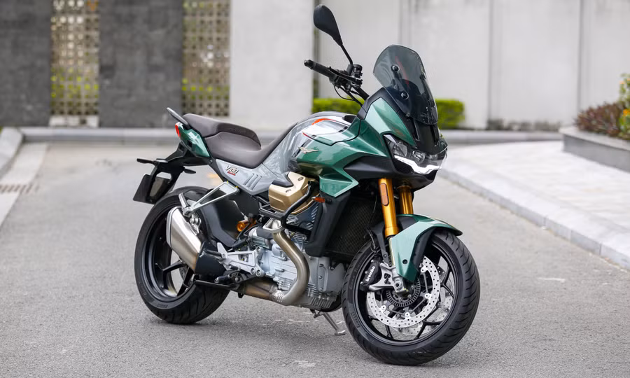 Siêu xe Moto Guzzi V100 Mandello S đầy mạnh mẽ và hiện đại. Thích hợp cho các cung đường dài hơi. (Nguồn: motoguzzi.com)