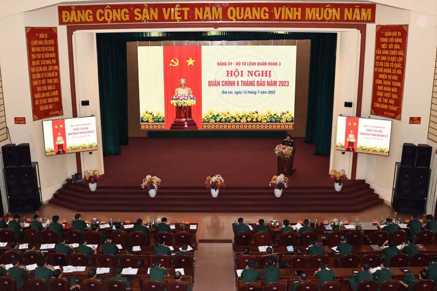 Quang cảnh hội nghị Quân chính Quân đoàn 3. Ảnh: Vĩnh Hoàng