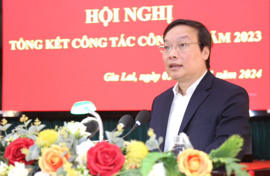 Chủ tịch UBND tỉnh Trương Hải Long phát biểu chỉ đạo tại hội nghị. Ảnh: Vĩnh Hoàng