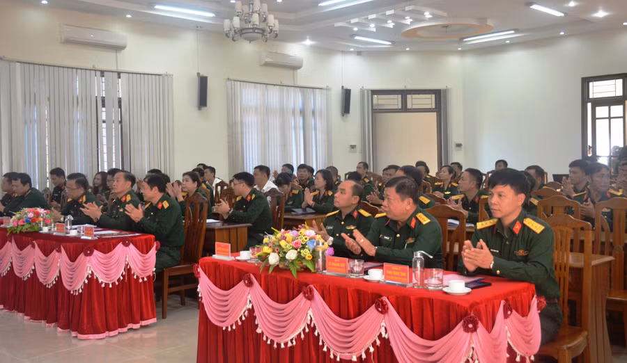 Quang cảnh hội nghị. Ảnh: Vĩnh Hoàng Quang cảnh hội nghị. Ảnh: Vĩnh Hoàng