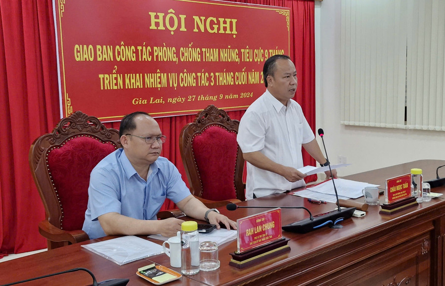 Phó Bí thư Thường trực Tỉnh ủy Châu Ngọc Tuấn phát biểu chỉ đạo tại hội nghị. Ảnh: Vĩnh Hoàng