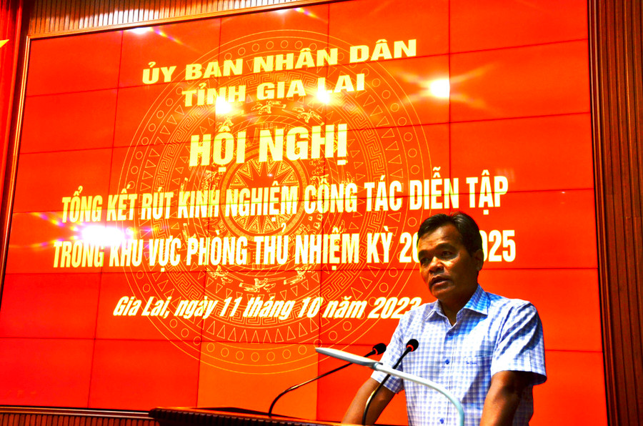 Bí thư Tỉnh ủy Hồ Văn Niên phát biểu tại hội nghị. Ảnh: Vĩnh Hoàng Bí thư Tỉnh ủy Hồ Văn Niên phát biểu tại hội nghị. Ảnh: Vĩnh Hoàng