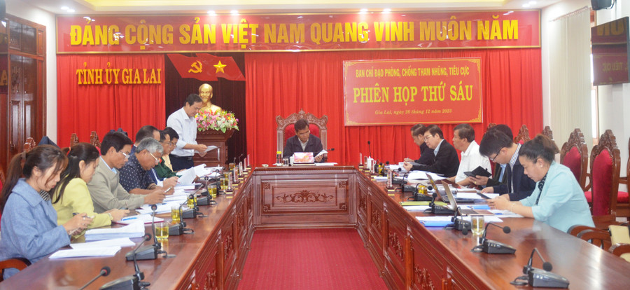 Quang cảnh phiên họp. Ảnh: Vĩnh Hoàng Quang cảnh phiên họp. Ảnh: Vĩnh Hoàng
