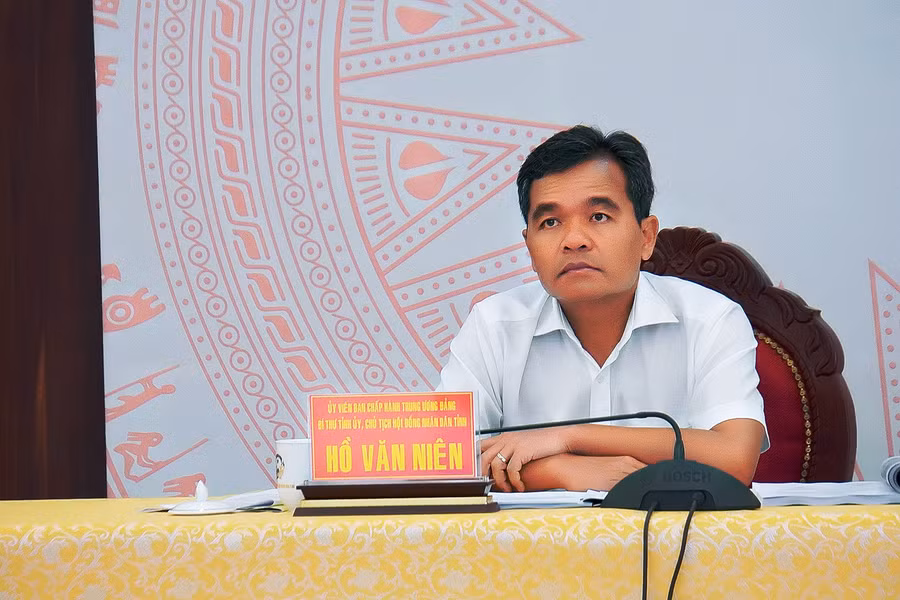 Bí thư Tỉnh ủy Hồ Văn Niên chủ trì tại điểm cầu Gia Lai. Ảnh: Đức Thụy