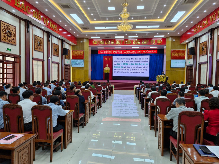 Quang cảnh hội nghị. Ảnh: Vĩnh Hoàng