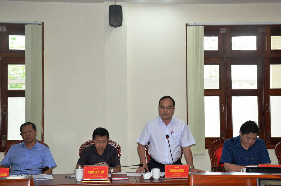 Các đại biểu phát biểu ý kiến tại hội nghị. Ảnh: Vĩnh Hoàng Các đại biểu phát biểu ý kiến tại hội nghị. Ảnh: Vĩnh Hoàng