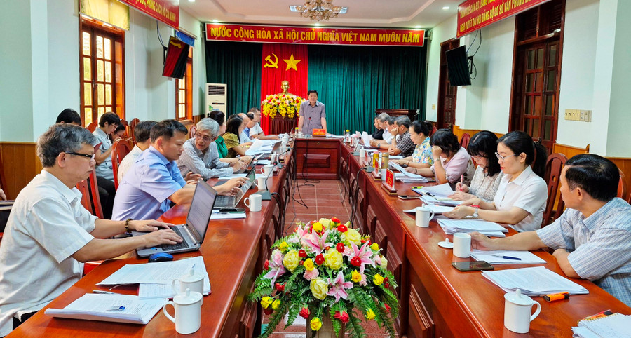 Phó Chủ tịch Thường trực HĐND tỉnh kết luận buổi làm việc. Ảnh: Vĩnh Hoàng Phó Chủ tịch Thường trực HĐND tỉnh kết luận buổi làm việc. Ảnh: Vĩnh Hoàng