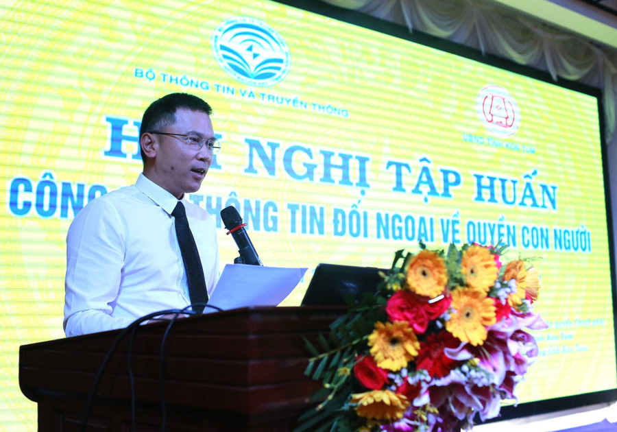 Ông Phạm Anh Tuấn-Cục trưởng Cục Thông tin đối ngoại phát biểu khai mạc hội nghị. Ảnh: Vĩnh Hoàng Ông Phạm Anh Tuấn-Cục trưởng Cục Thông tin đối ngoại phát biểu khai mạc hội nghị. Ảnh: Vĩnh Hoàng