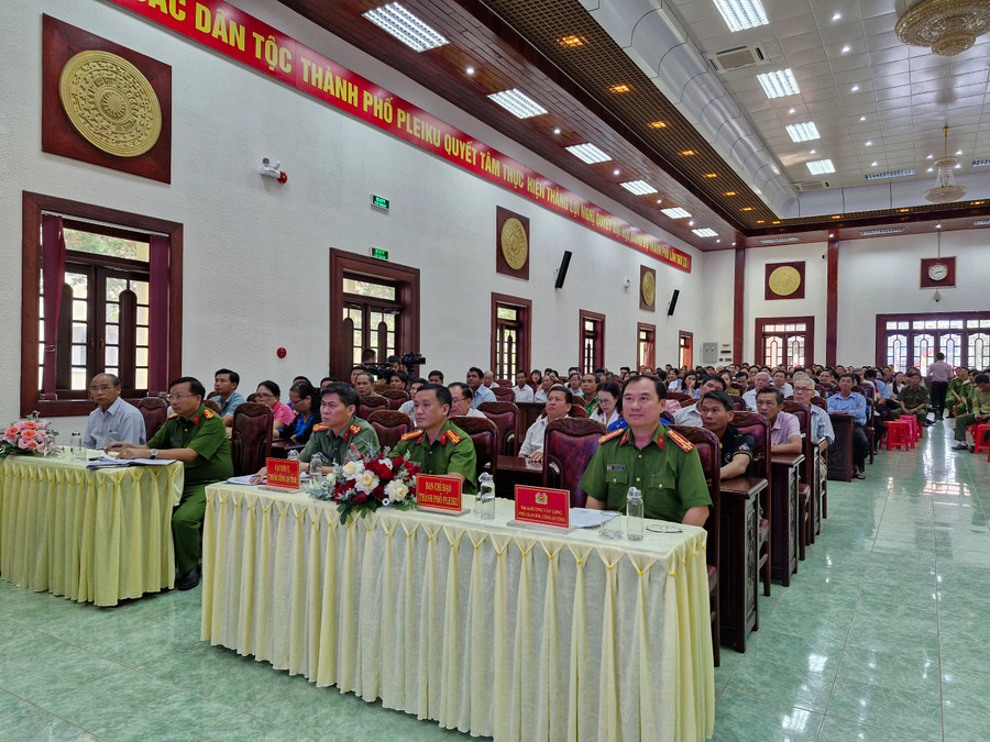 Các đại biểu tham dự hội nghị. Ảnh: Vĩnh Hoàng