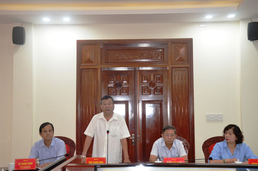 Đồng chí Thái Thanh Bình-Uỷ viên Ban Thường vụ Tỉnh ủy, Chủ nhiệm Ủy ban Kiểm tra Tỉnh ủy phát biểu tại hội nghị. Ảnh: Vĩnh Hoàng Đồng chí Thái Thanh Bình-Uỷ viên Ban Thường vụ Tỉnh ủy, Chủ nhiệm Ủy ban Kiểm tra Tỉnh ủy phát biểu tại hội nghị. Ảnh: Vĩnh Hoàng