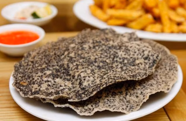 Bánh đa Đô Lương đặc biệt thơm ngon.