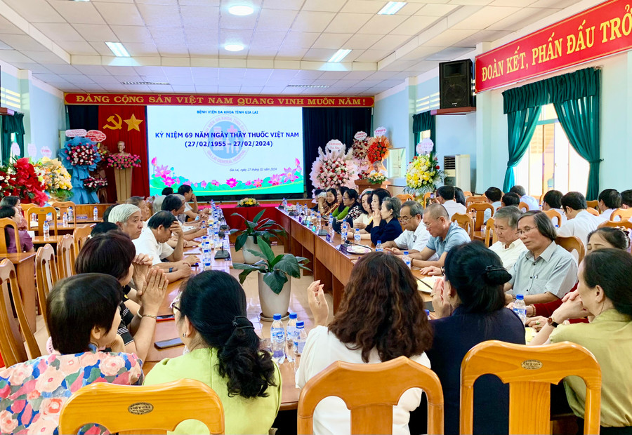 Quang cảnh buổi tọa đàm. Ảnh: Như Nguyện Quang cảnh buổi tọa đàm. Ảnh: Như Nguyện