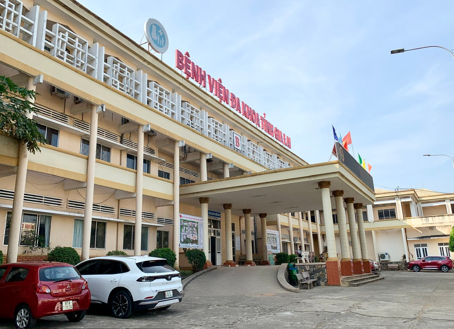 Ngày 10-7-2024, Hội đồng Nhân dân tỉnh Gia Lai ban hành Nghị quyết 373/NQ-HĐND về điều chỉnh chủ trương đầu tư Dự án Khu xạ trị và trang thiết bị Bệnh viện Đa khoa tỉnh. Ảnh: Như Nguyện Ngày 10-7-2024, Hội đồng Nhân dân tỉnh Gia Lai ban hành Nghị quyết 373/NQ-HĐND về điều chỉnh chủ trương đầu tư Dự án Khu xạ trị và trang thiết bị Bệnh viện Đa khoa tỉnh. Ảnh: Như Nguyện