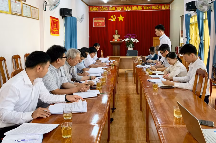 Quang cảnh buổi làm việc. Ảnh: Như Nguyện