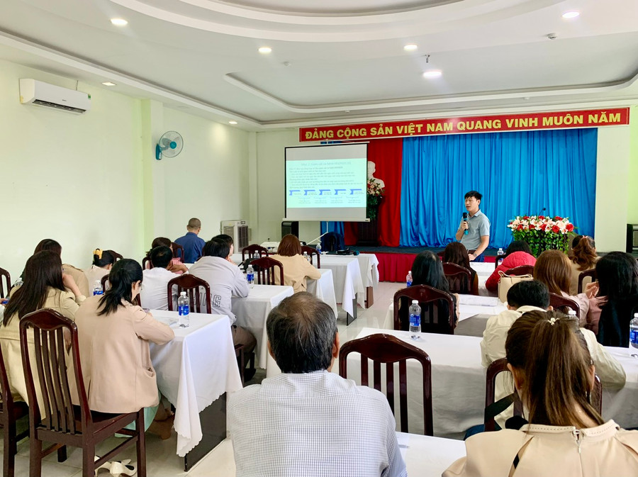 Quang cảnh lớp tập huấn. Ảnh: Như Nguyện