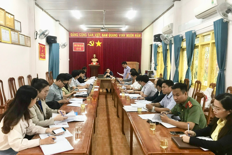 Quang cảnh cuộc họp. Ảnh : Như Nguyện