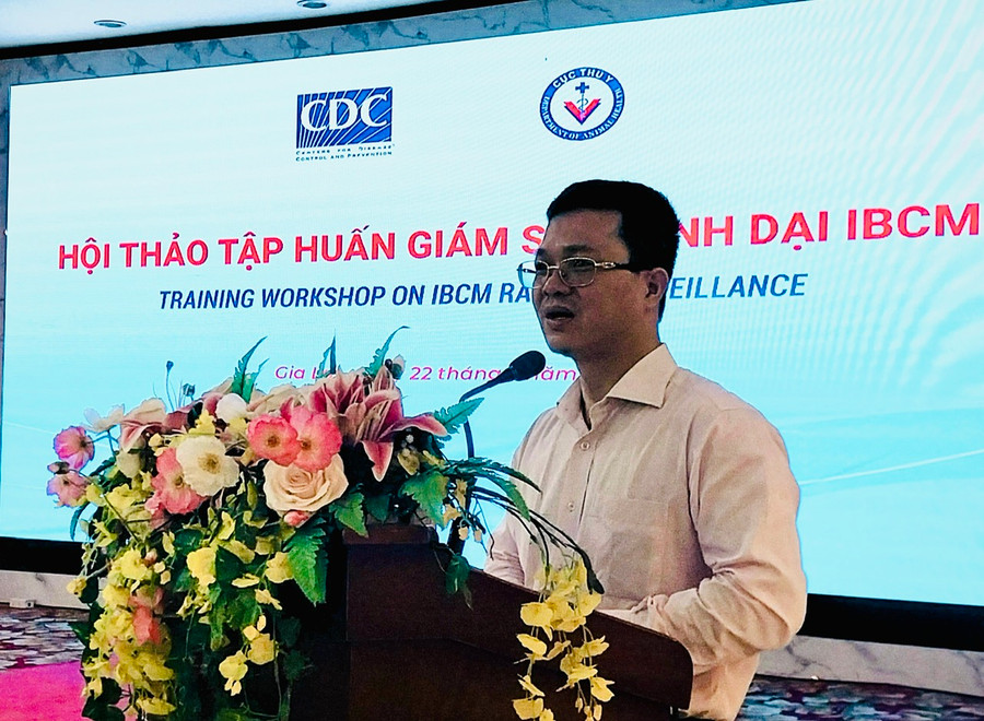 Ông Nguyễn Văn Long-Cục trưởng Cục Thú y dự và phát biểu chỉ đạo tại lớp tập huấn. Ảnh: Như Nguyện Ông Nguyễn Văn Long-Cục trưởng Cục Thú y dự và phát biểu chỉ đạo tại lớp tập huấn. Ảnh: Như Nguyện