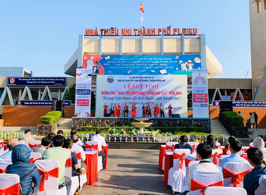 Quang cảnh Lễ mít tinh. Ảnh: Như Nguyện Quang cảnh Lễ mít tinh. Ảnh: Như Nguyện