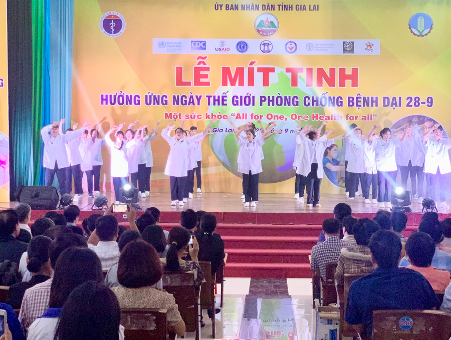 Văn nghệ chào mừng lễ mít tính hưởng ứng Ngày Thế giới phòng-chống bệnh dại năm 2023. Ảnh: Như Nguyện Văn nghệ chào mừng lễ mít tính hưởng ứng Ngày Thế giới phòng-chống bệnh dại năm 2023. Ảnh: Như Nguyện