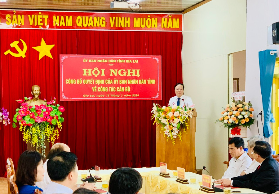 Chủ tịch UBND tỉnh Trương Hải Long phát biểu tại hội nghị. Ảnh: Như Nguyện Chủ tịch UBND tỉnh Trương Hải Long phát biểu tại hội nghị. Ảnh: Như Nguyện