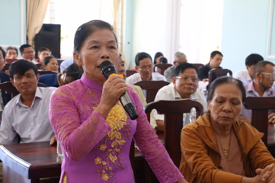 Cử tri huyện Đức Cơ có nhiều ý kiến liên quan đến đời sống dân sinh, đất đai. Ảnh: Quang Tấn
