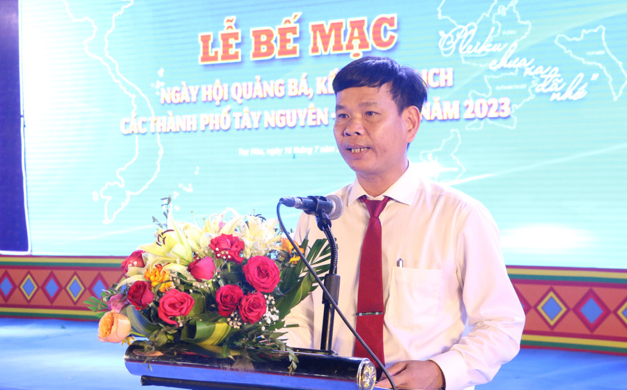 Phó Chủ tịch UBND TP. Tuy Hòa Nguyễn Công Thành phát biểu tại lễ bế mạc. Ảnh: Quang Tấn Phó Chủ tịch UBND TP. Tuy Hòa Nguyễn Công Thành phát biểu tại lễ bế mạc. Ảnh: Quang Tấn