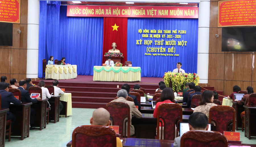 Quang cảnh kỳ họp. Ảnh: Quang Tấn Quang cảnh kỳ họp. Ảnh: Quang Tấn