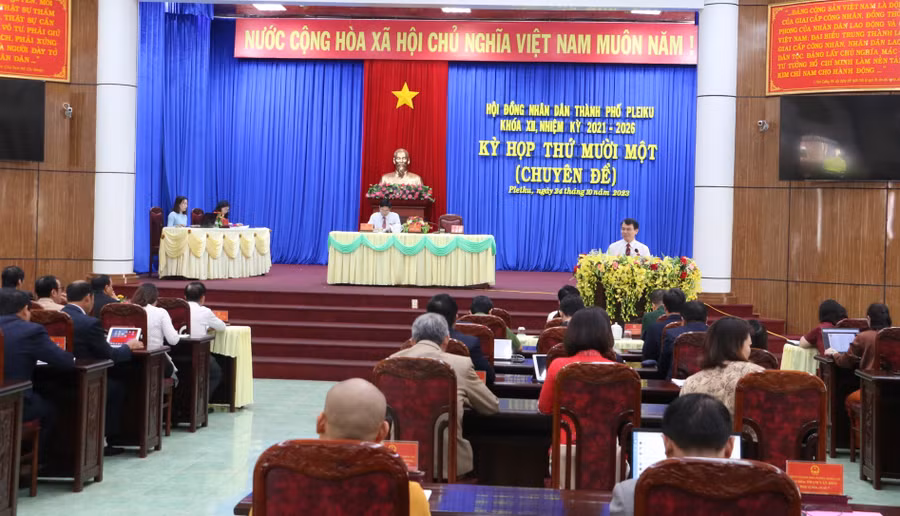 Quang cảnh kỳ họp. Ảnh: Quang Tấn