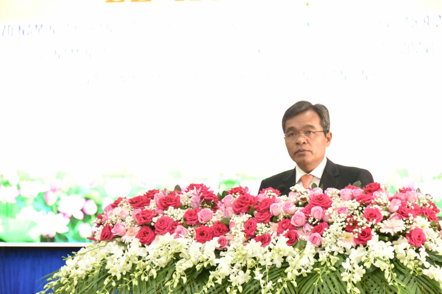 Ủy viên Ban Chấp hành Trung ương Đảng, Bí thư Tỉnh ủy, Chủ tịch HĐND tỉnh Hồ Văn Niên phát biểu chỉ đạo tại buổi lễ. Ảnh: ĐT Ủy viên Ban Chấp hành Trung ương Đảng, Bí thư Tỉnh ủy, Chủ tịch HĐND tỉnh Hồ Văn Niên phát biểu chỉ đạo tại buổi lễ. Ảnh: ĐT